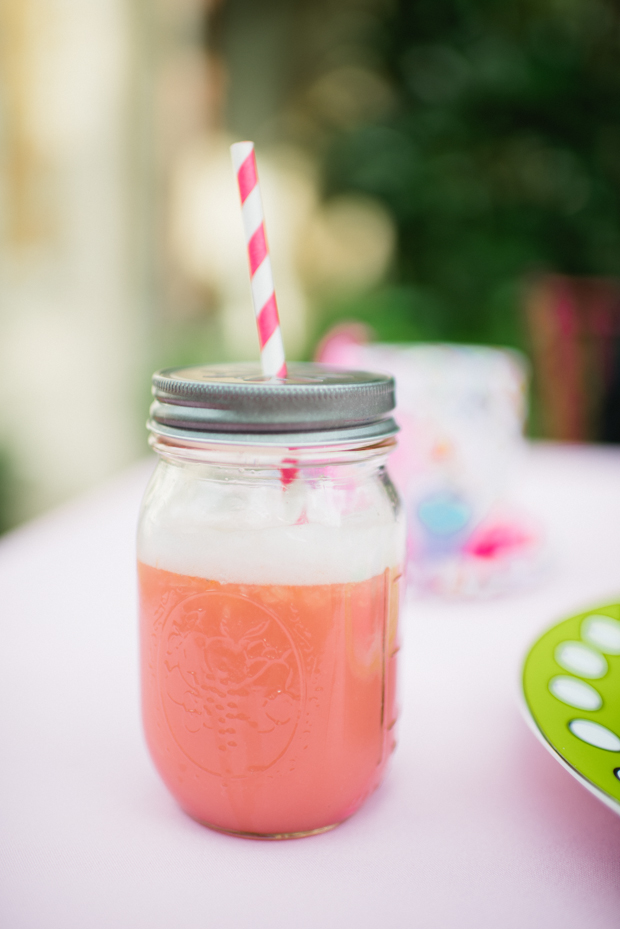 Mason Jar with lid